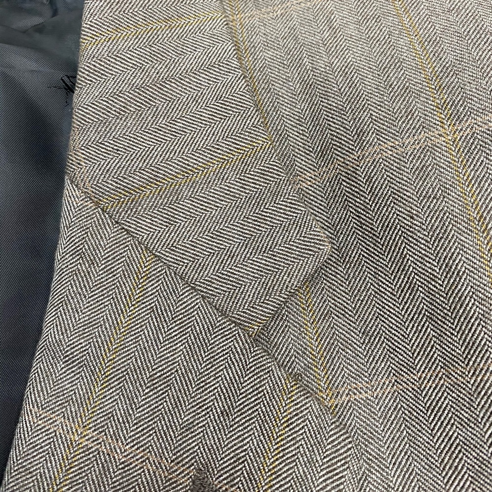 Jos A Bank Signature Gold Grey Herringbone Blazer - Picture 3 of 5